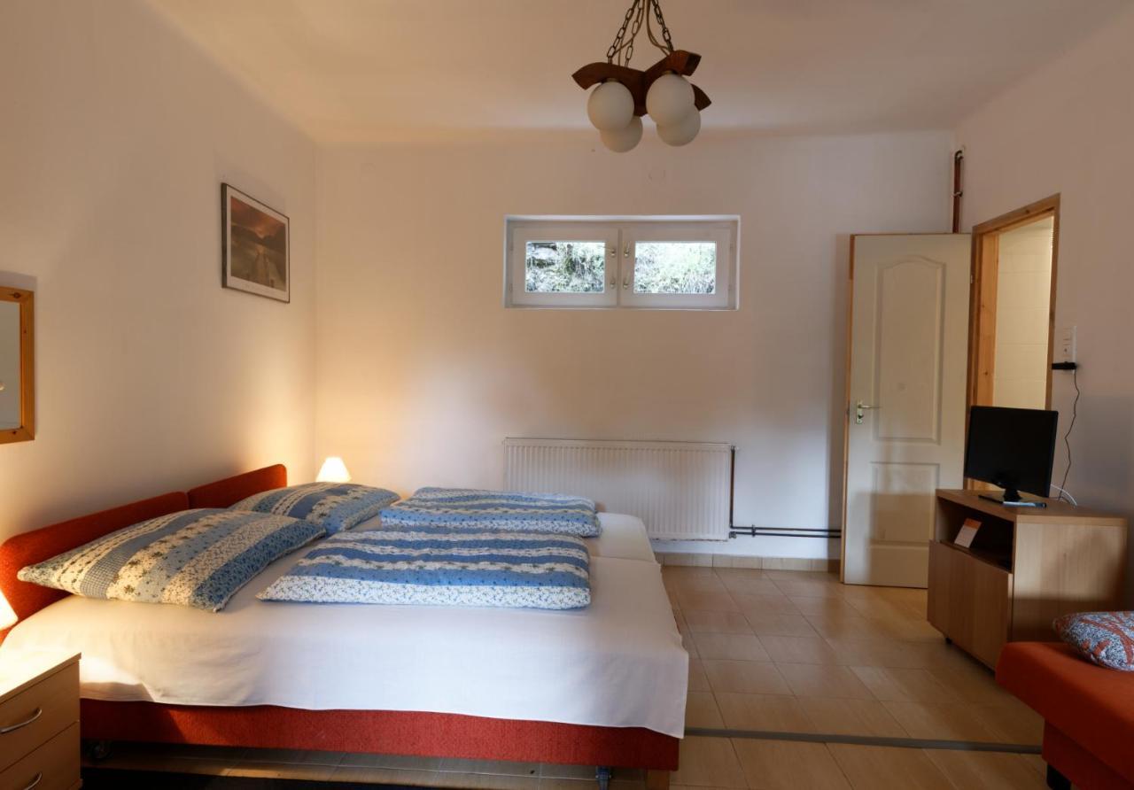 Aranyláz Vendégház Apartamento Visegrád Exterior foto