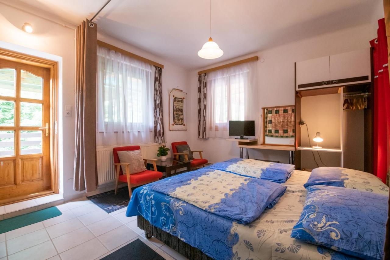 Aranyláz Vendégház Apartamento Visegrád Exterior foto